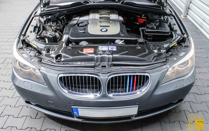 BMW Seria 5 cena 18888 przebieg: 297000, rok produkcji 2005 z Różan małe 407